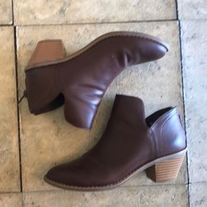 (Accepting Offers) Ankle Boots